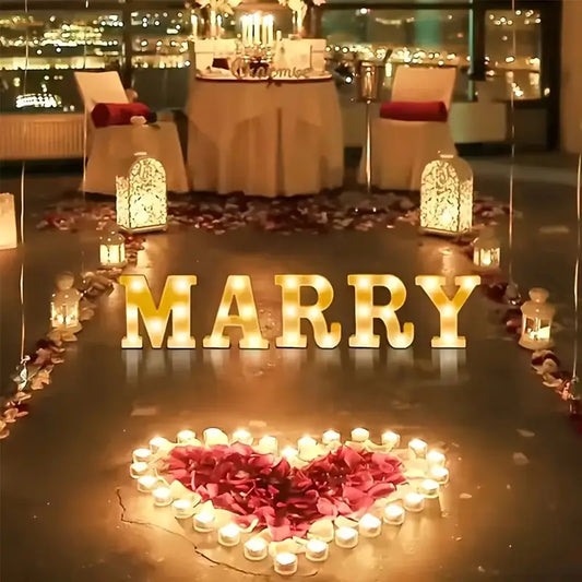 Lettera LED "M" 22 cm – Luce Calda