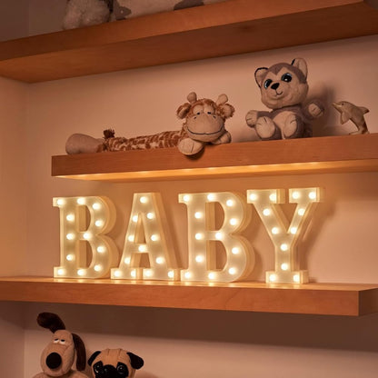 Lettera LED "Y" 22 cm – Luce Calda