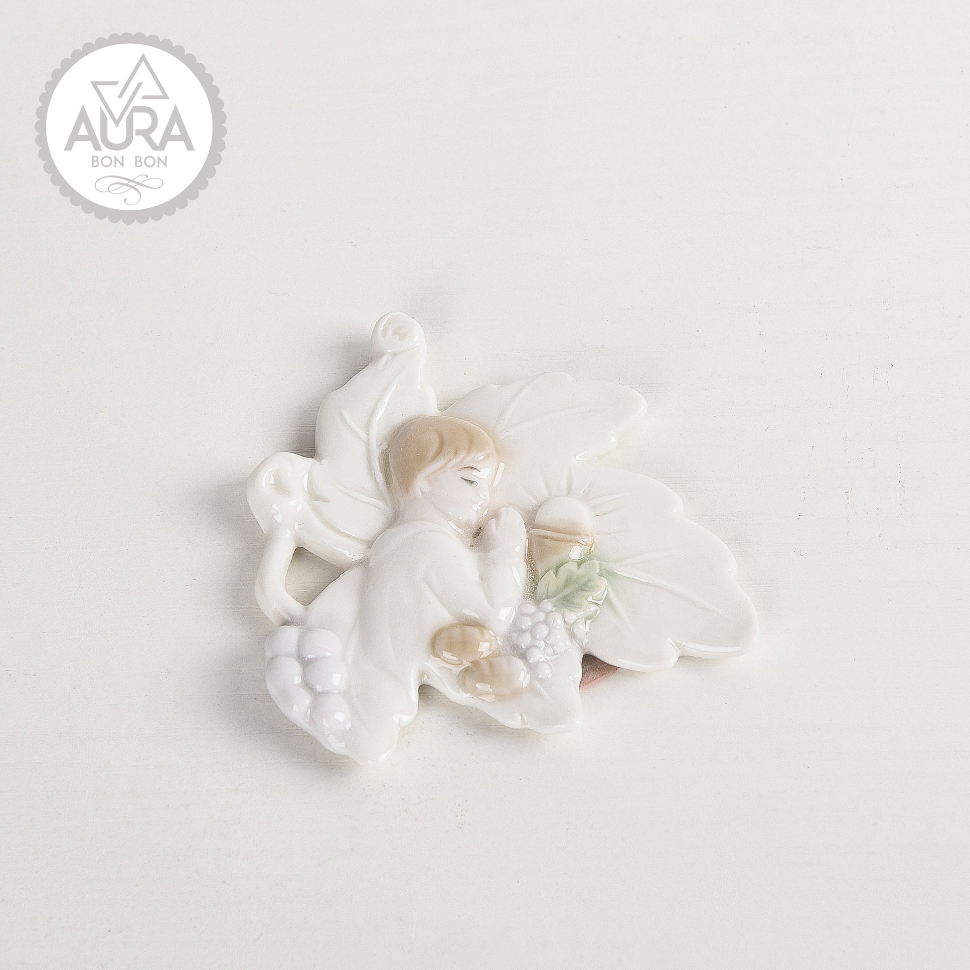 Bomboniera foglia bimbo 8x7x1 cm