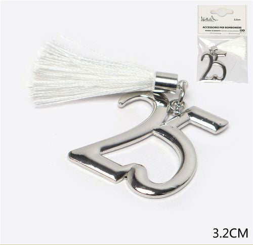 Ciondolo color argento con nappa bianca 25 3,2cm