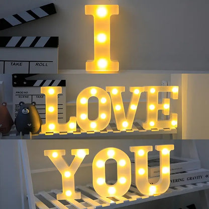 Lettera LED "H" 22 cm – Luce Calda