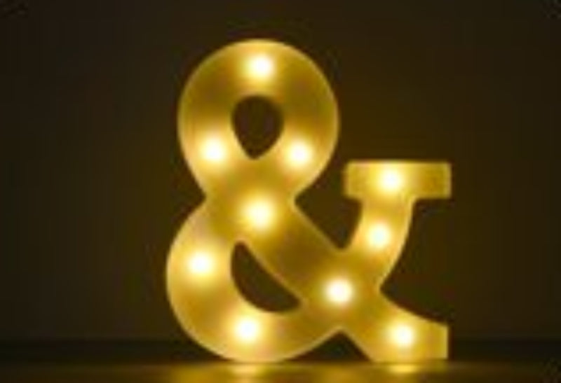 Lettera LED "&" 22 cm – Luce Calda